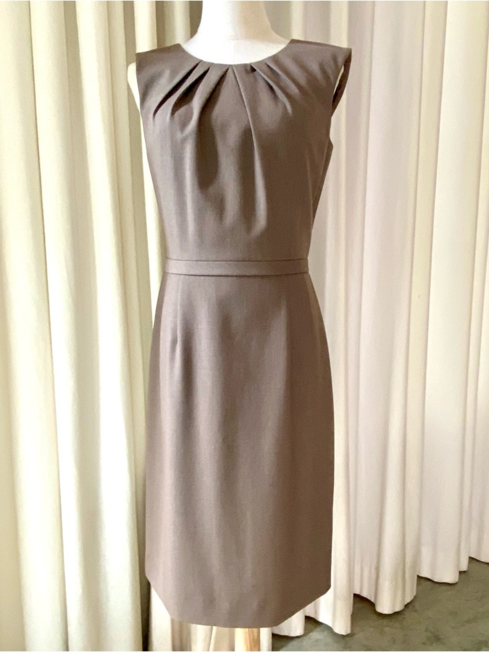 Tahari ASL | Taupe | Dress | Size 4